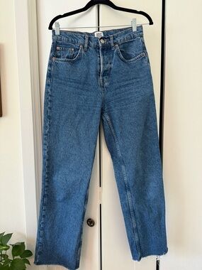 UO BDG Straight Leg Jeans